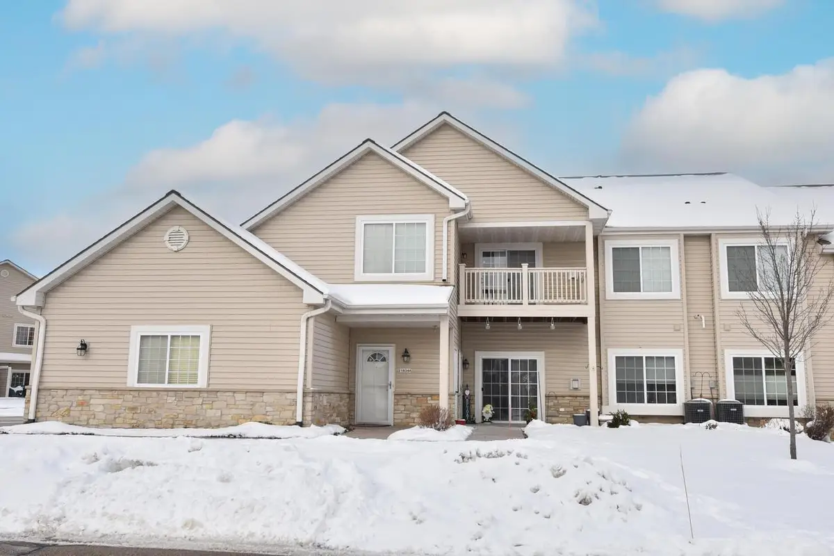 21834 N Weather Edge CIRCLE #A, Lannon, WI 53046 - Image #1