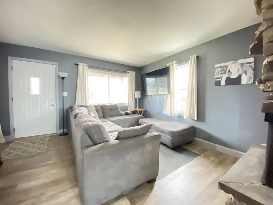 2719 Carpenter AVENUE, Racine, WI 53403 - Image #3