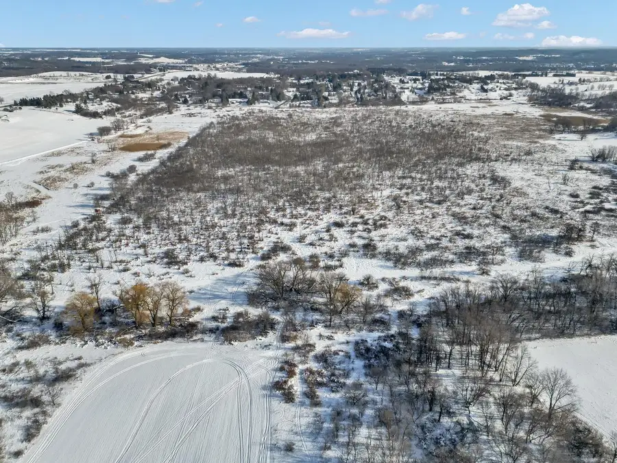 Lt1 ALPINE DRIVE, West Bend, WI 53095 - Image #2