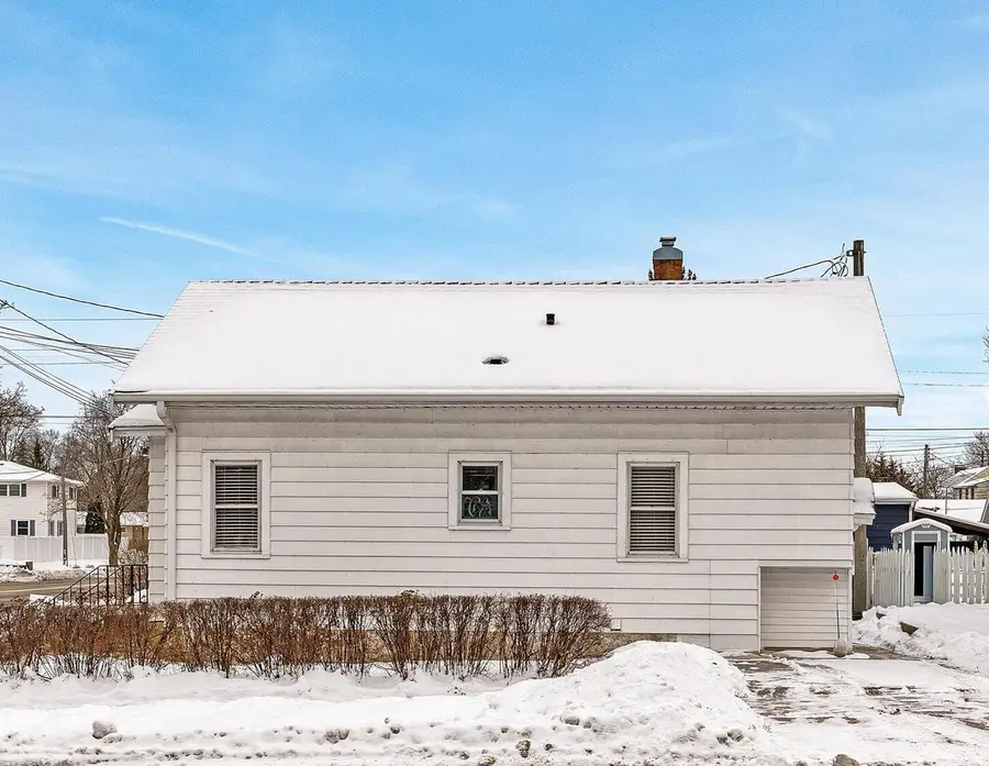 304 Losey BOULEVARD S, La Crosse, WI 54601 - Image #2