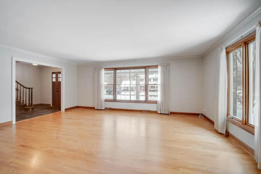 3390 N Knoll BOULEVARD, Wauwatosa, WI 53222 - Image #3