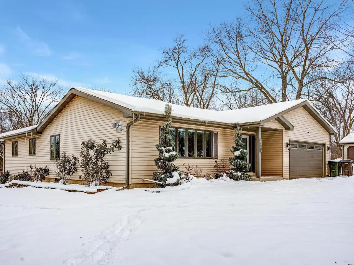 1525 S Calhoun ROAD, New Berlin, WI 53151 - Image #1
