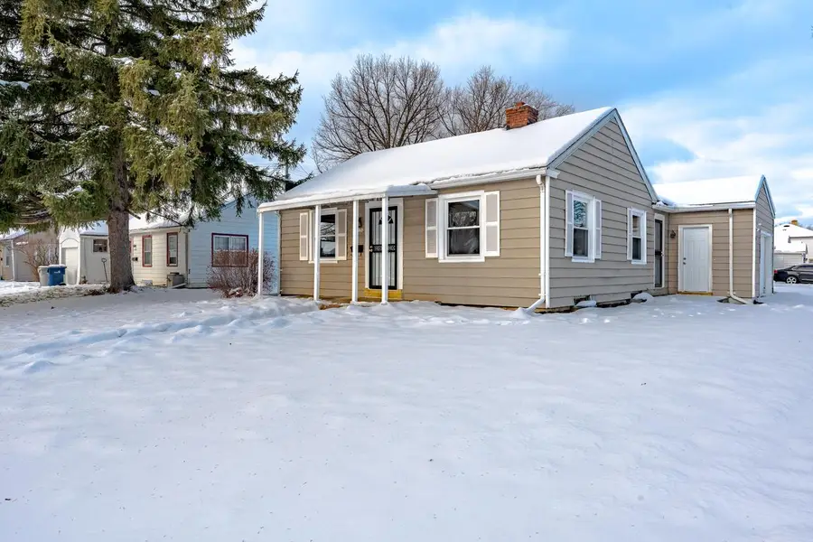5106 W Stark STREET, Milwaukee, WI 53218 - Image #2