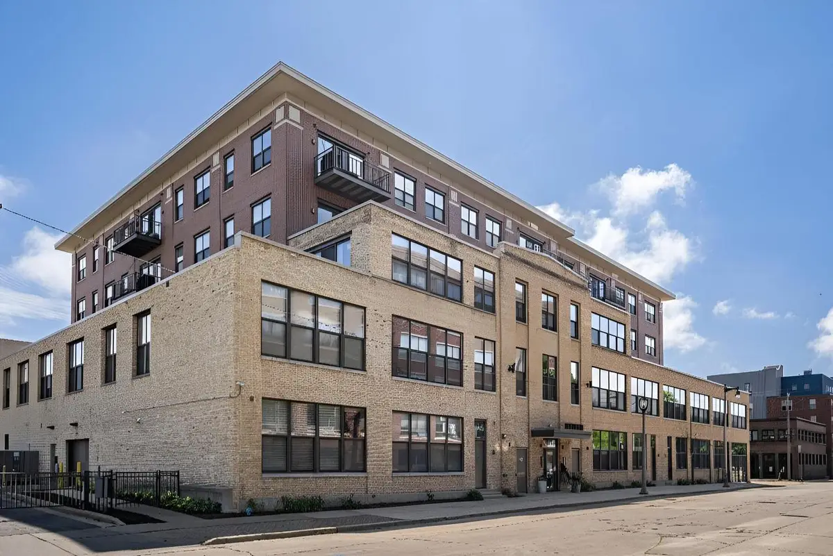 1924 N Hubbard STREET #101, Milwaukee, WI 53212 - #1