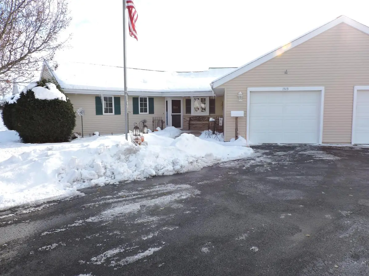 1515 Raveen STREET, Fort Atkinson, WI 53538 - Image #1