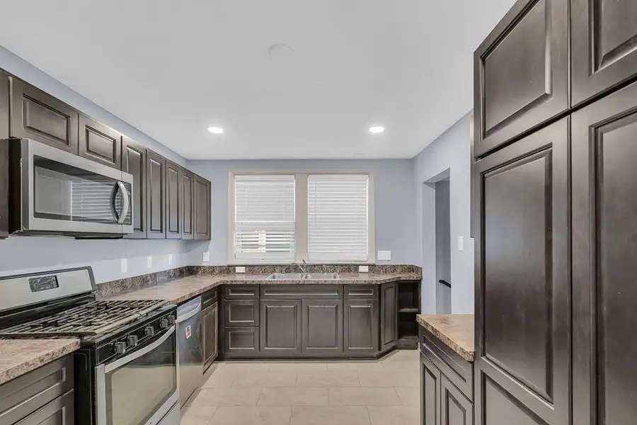 1528 Thurston AVENUE, Racine, WI 53405 - Image #3