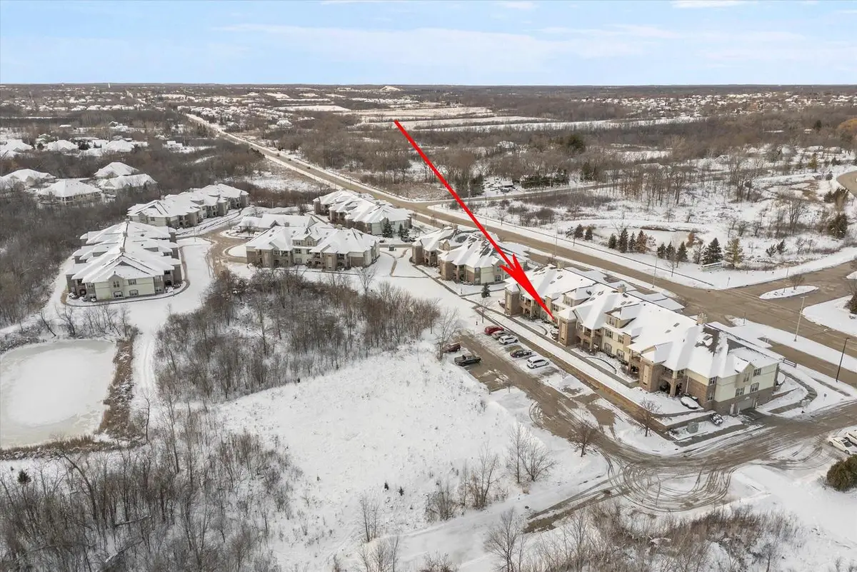2849 W Drexel AVENUE #605, Franklin, WI 53132 - Image #1