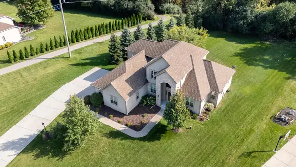 N73W29015 Bark River ROAD, Hartland, WI 53029