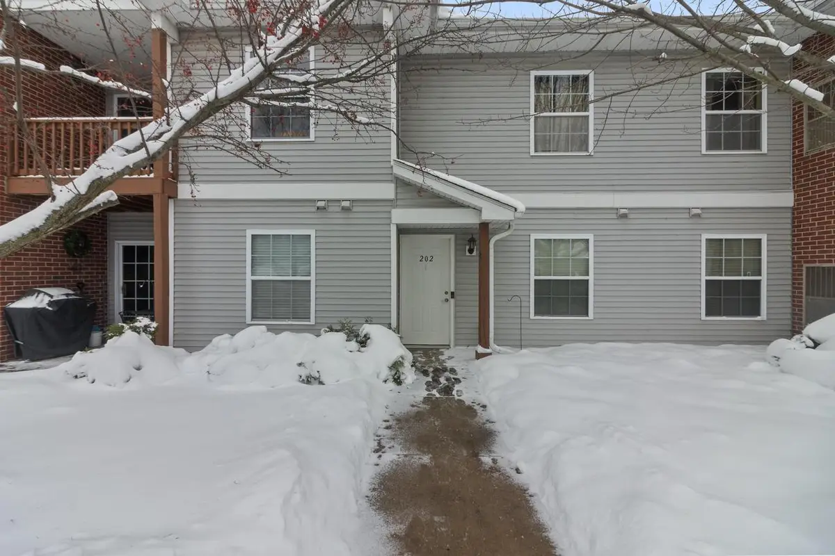 210 E Remer ROAD #202, Elkhorn, WI 53121 - Image #1