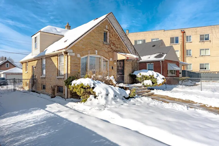 4419 N 28th STREET, Milwaukee, WI 53209 - Image #2