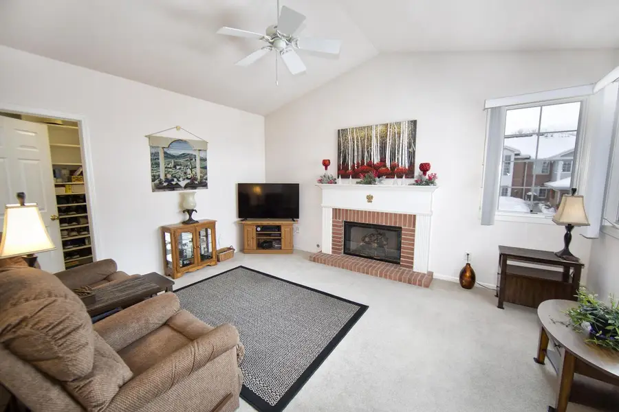 8991 Woodbridge DRIVE, Greendale, WI 53129 - Image #2