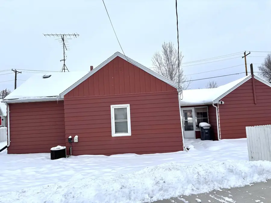 1612 Green Bay STREET, La Crosse, WI 54601 - Image #2