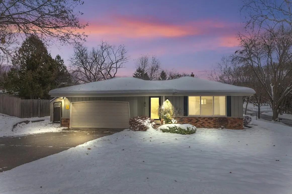 205 Crestwood DRIVE, Waukesha, WI 53188 - Image #1