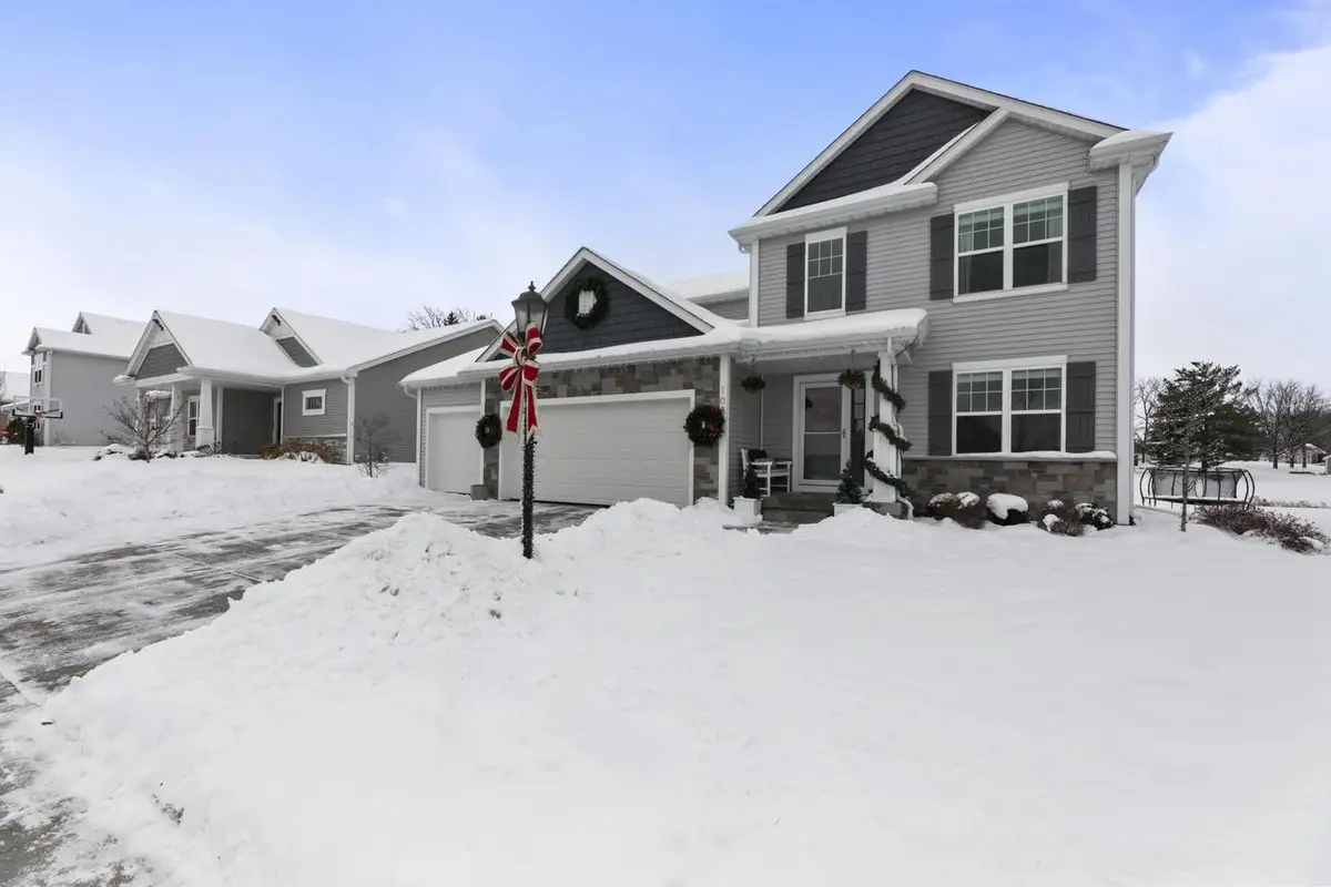 1084 Spruce COURT, Oconomowoc, WI 53066 - Image #1