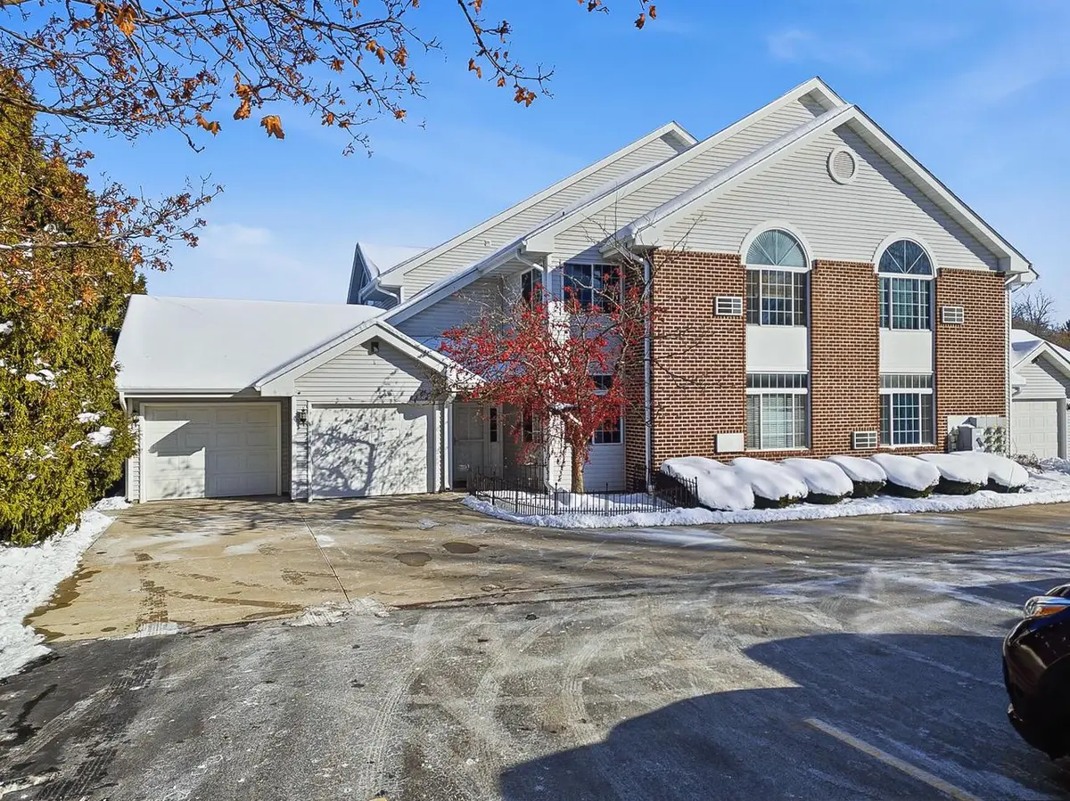 761 Cherokee Path, Lake Mills, WI 53551 - Image #1