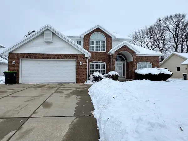 10410 S Kelly DRIVE, Oak Creek, WI 53154
