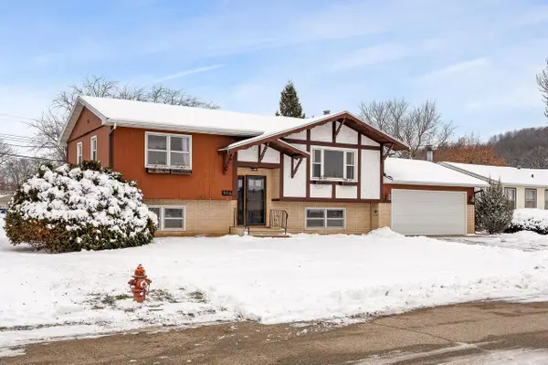 906 Redwood STREET W, La Crescent, MN 55947