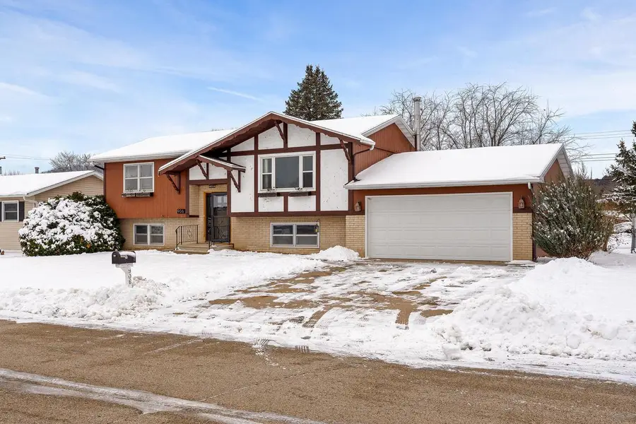 906 Redwood STREET W, La Crescent, MN 55947 - Image #3