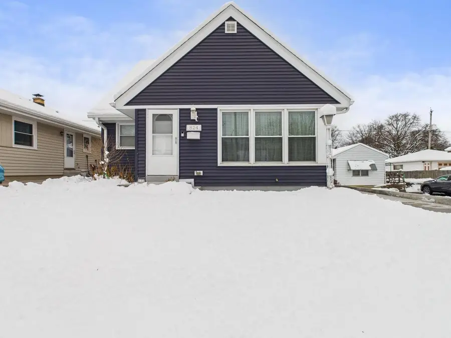 824 S 92nd STREET, West Allis, WI 53214 - Image #2
