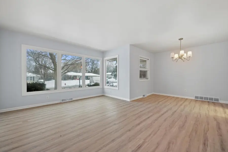 3455 S Russel ROAD, New Berlin, WI 53151 - Image #3