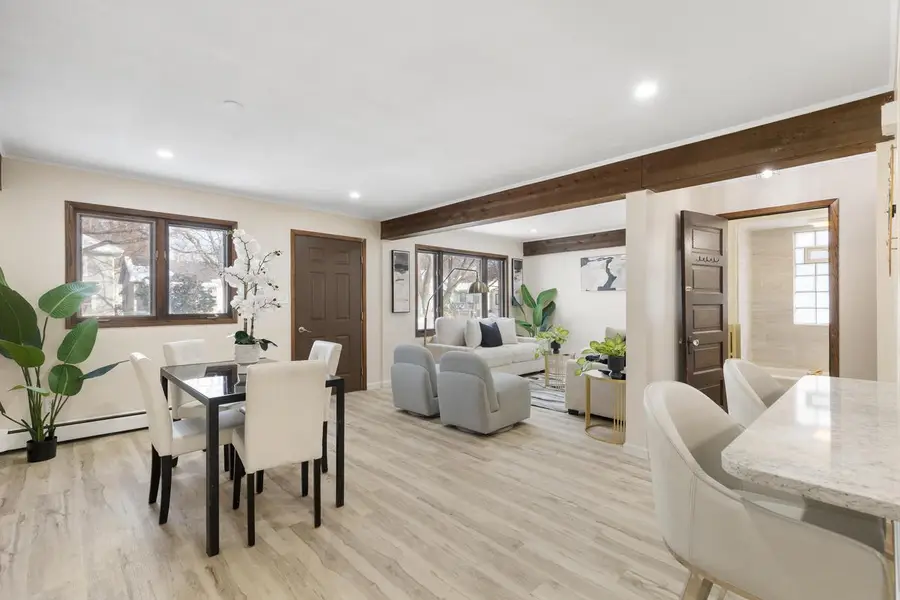 6221 W Fairview AVENUE, Milwaukee, WI 53213 - Image #3