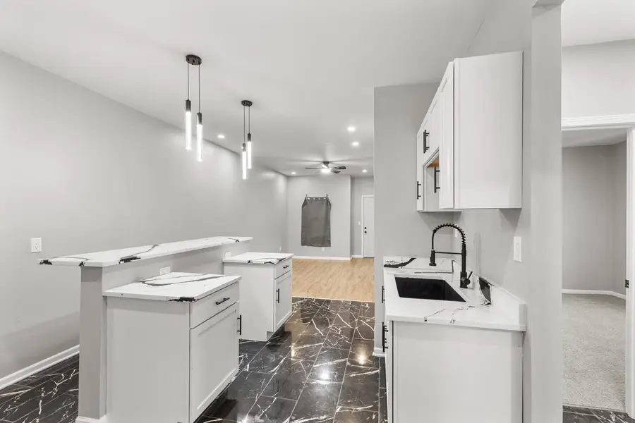 2908 W Clarke STREET, Milwaukee, WI 53210 - Image #3