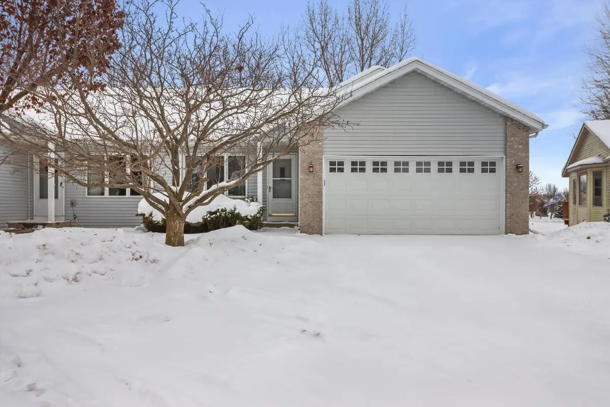 635 Constitution LANE, Deforest, WI 53532 - Image #1