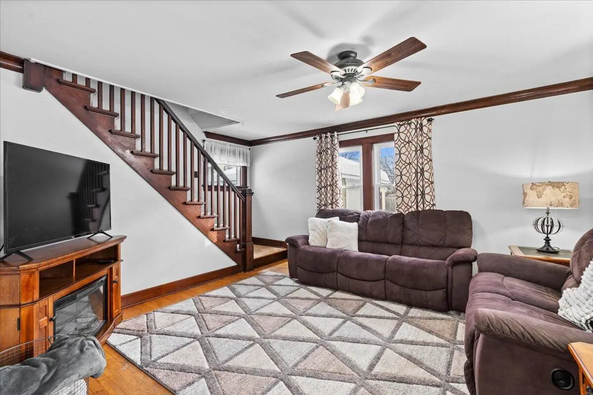 421 Middle STREET, Plymouth, WI 53073 - Image #1