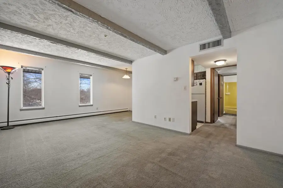 4000 W Rivers Edge CIRCLE #24, Brown Deer, WI 53209 - Image #2