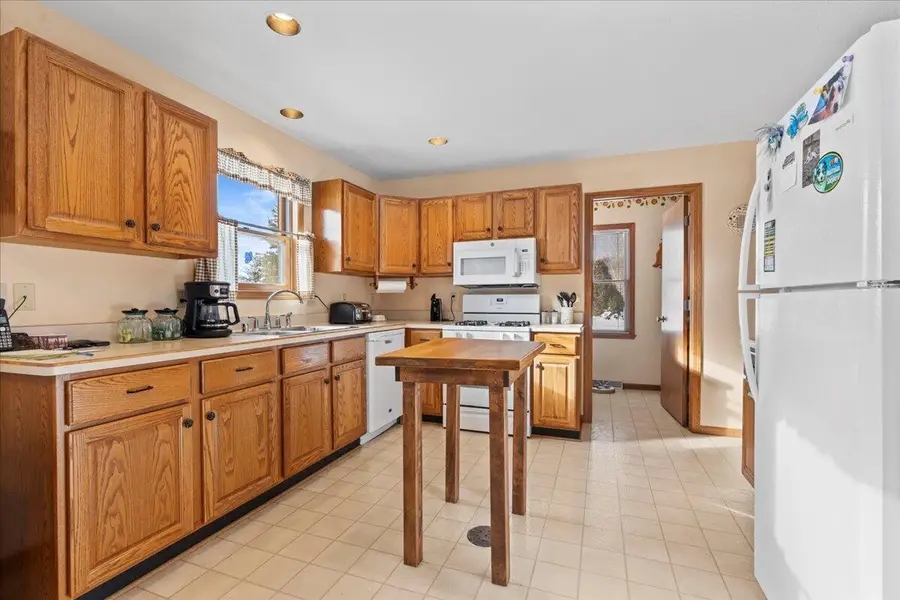 N6957 Jennifer DRIVE, Plymouth, WI 53073 - Image #3