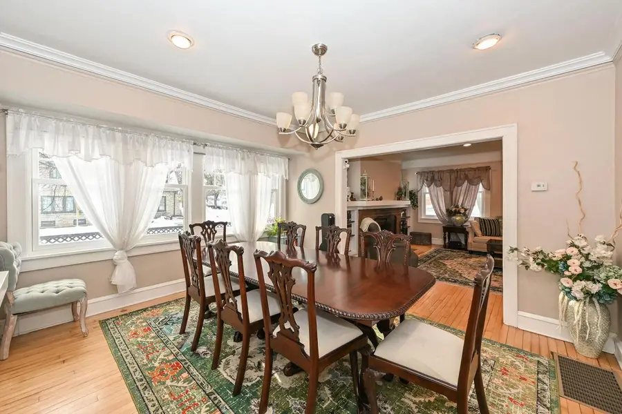 2804 N Grant BOULEVARD, Milwaukee, WI 53210 - Image #3