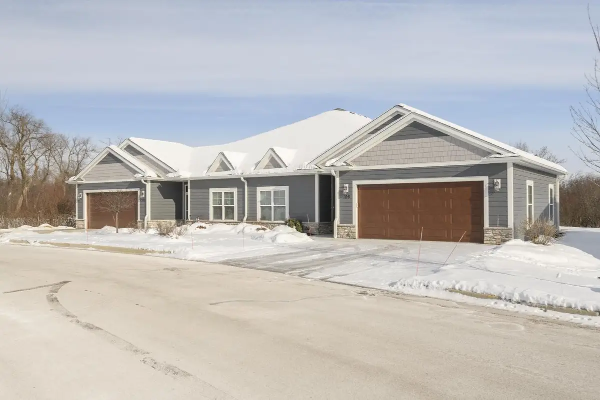 106 Phantom Lake COURT, Mukwonago, WI 53149 - Image #1
