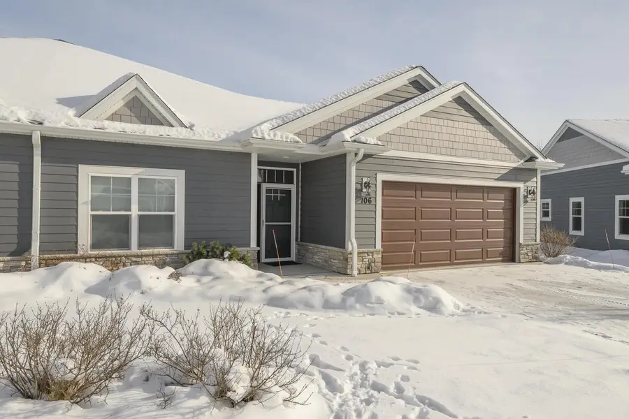 106 Phantom Lake COURT, Mukwonago, WI 53149 - Image #3