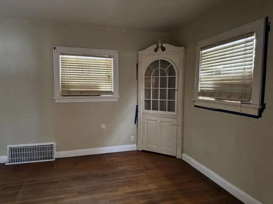 4623 W Villard AVENUE, Milwaukee, WI 53218 - Image #3