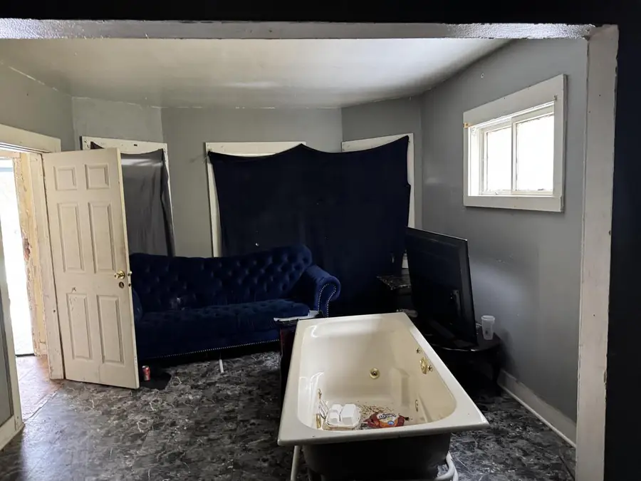 1649 N 29th STREET #1651, Milwaukee, WI 53208 - Image #3