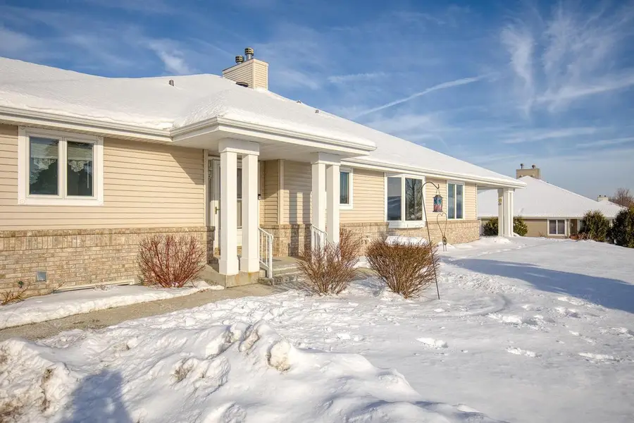 N78W17396 Wildwood DRIVE #4-2, Menomonee Falls, WI 53051 - Image #3