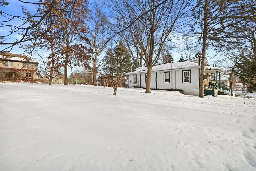 W862 Florence ROAD, Genoa City, WI 53128 - Image #2