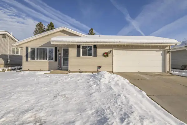511 Robin STREET, West Bend, WI 53090