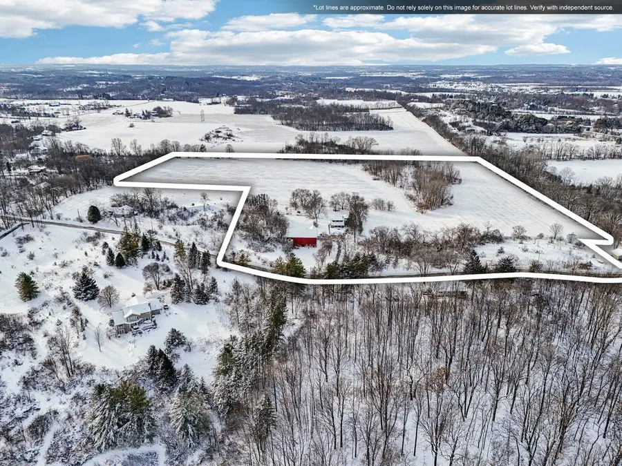 6273 Pleasant Hill DRIVE, West Bend, WI 53095 - Image #2