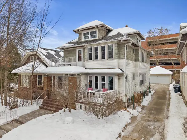 3374 N Cramer STREET #3374, Milwaukee, WI 53211