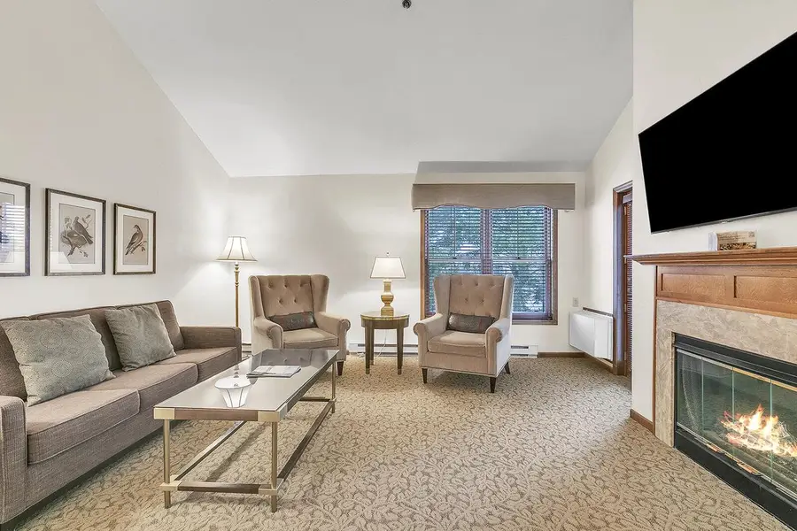 101 Osthoff AVENUE #433, Elkhart Lake, WI 53020 - Image #2