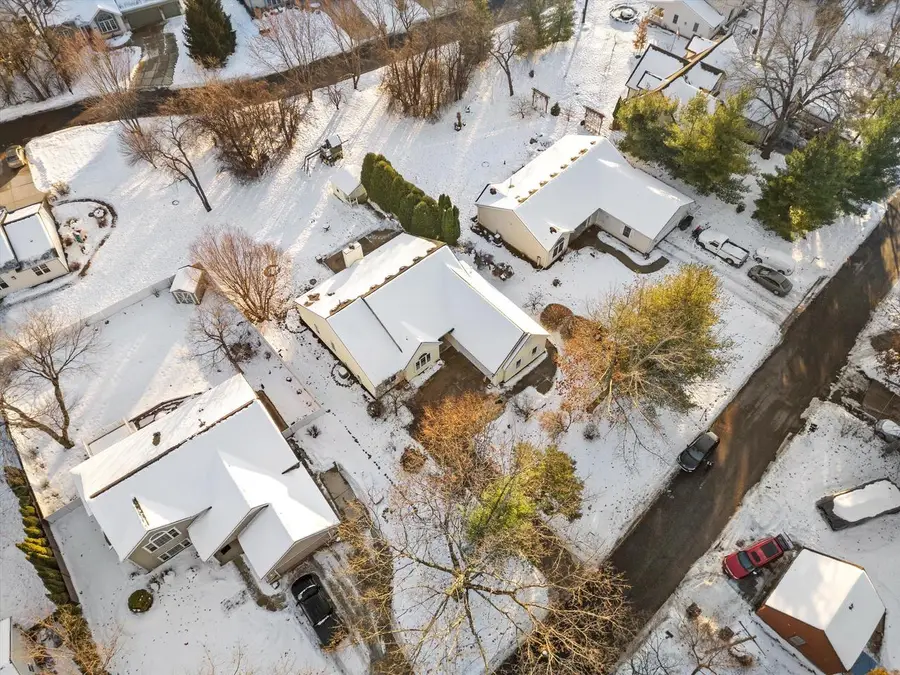 W2195 Wilmers Grove ROAD, East Troy, WI 53120 - Image #2