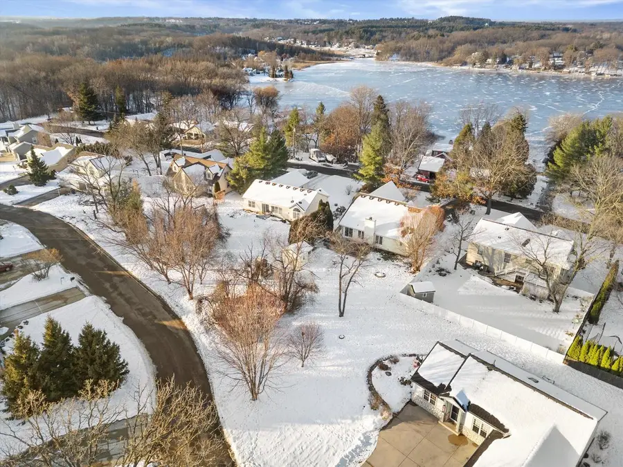 W2195 Wilmers Grove ROAD, East Troy, WI 53120 - Image #3