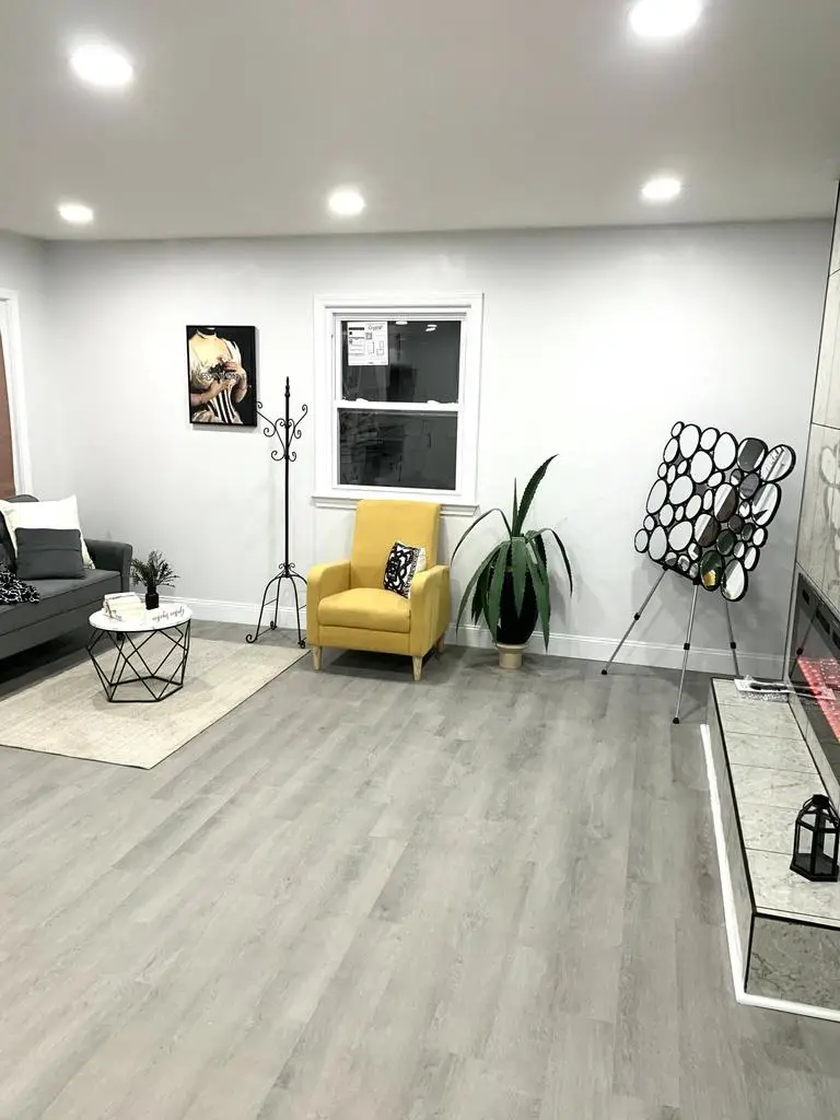 5918 N 72nd STREET, Milwaukee, WI 53218 - Image #3