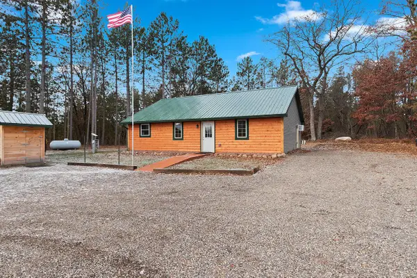 N9751 Parkway ROAD, Crivitz, WI 54114