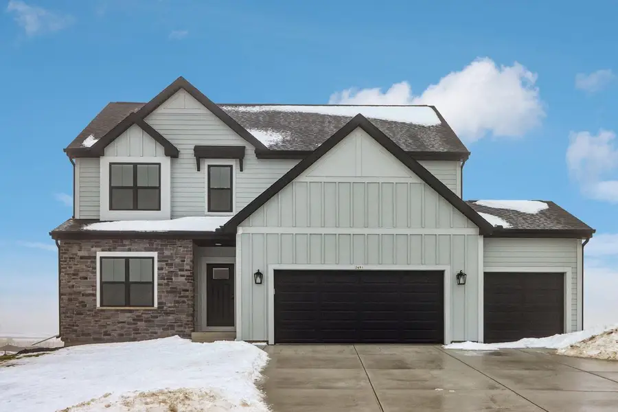 2491 Boulder DRIVE, Slinger, WI 53086 - Image #2