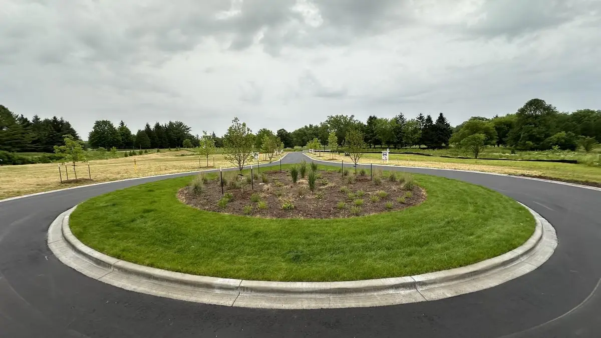 3760 W CLUB CIRCLE, Mequon, WI 53092 - Image #1