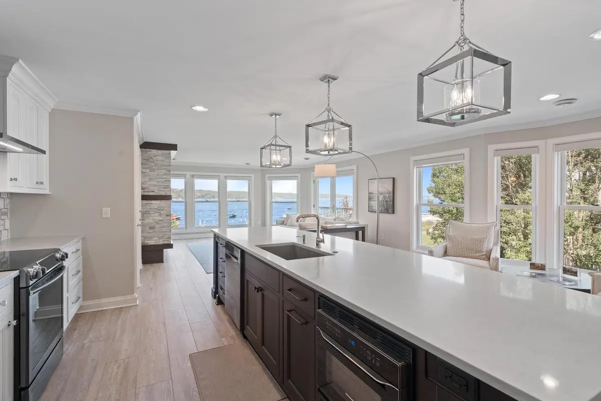 432 Harvard AVENUE #5 & 6, Fontana, WI 53125 - #1