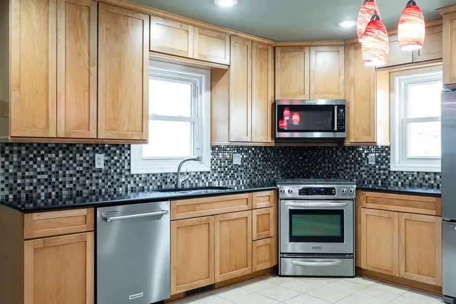 4260 S 4th STREET, Milwaukee, WI 53207 - Image #3