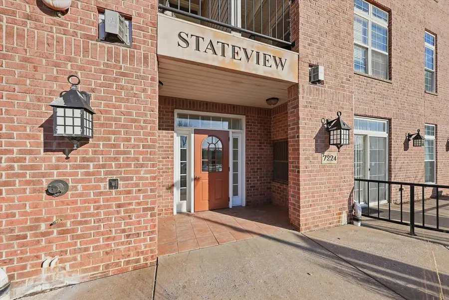 7224 W State STREET, Wauwatosa, WI 53213 - Image #2